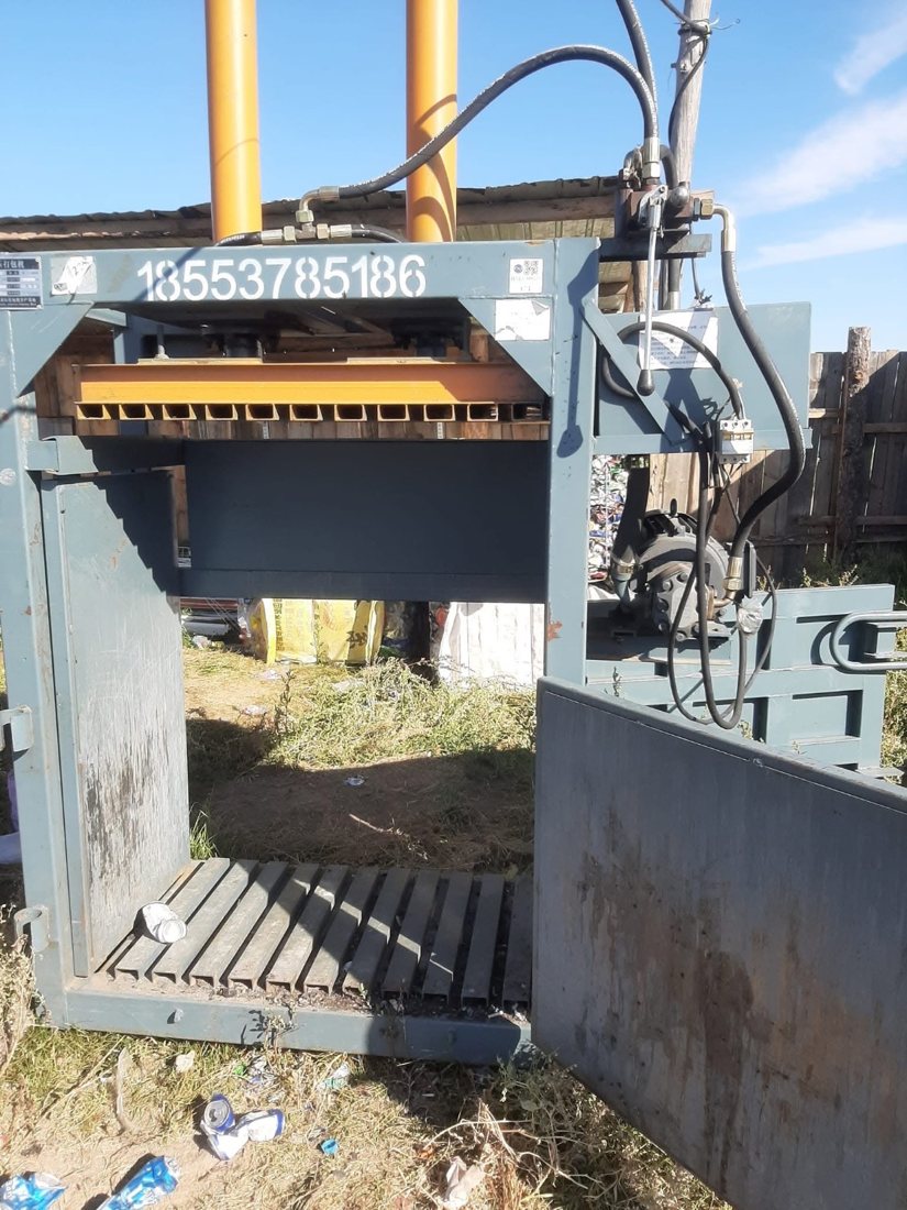 Bale: Our hydraulic baling machine presses them into compact, transport-ready bales.